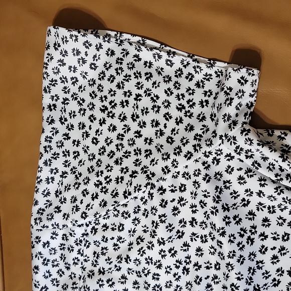 Alfani White with Black Print Short Sleeve Blouse Women's Size 2X - Picture 11 of 16